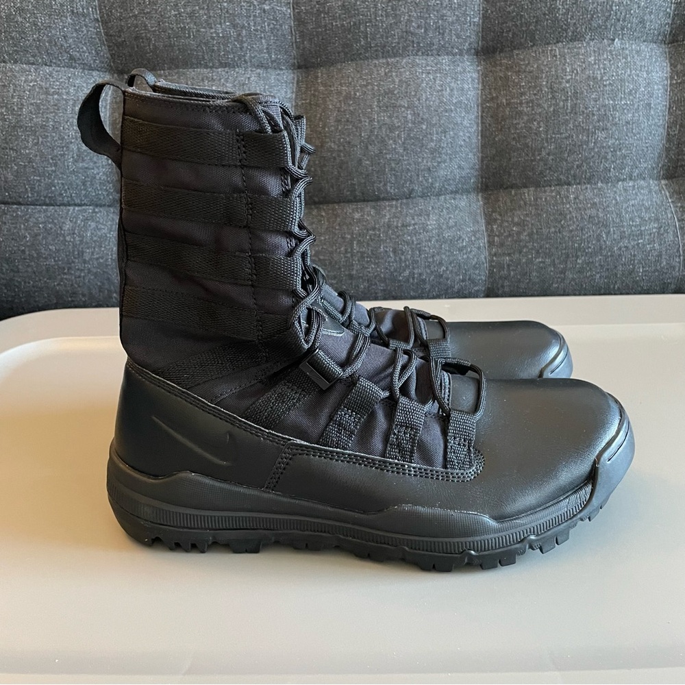 Men Nike SFB Gen 2 8” Combat Tactical Hiking Boots Black NEW 922474-001
